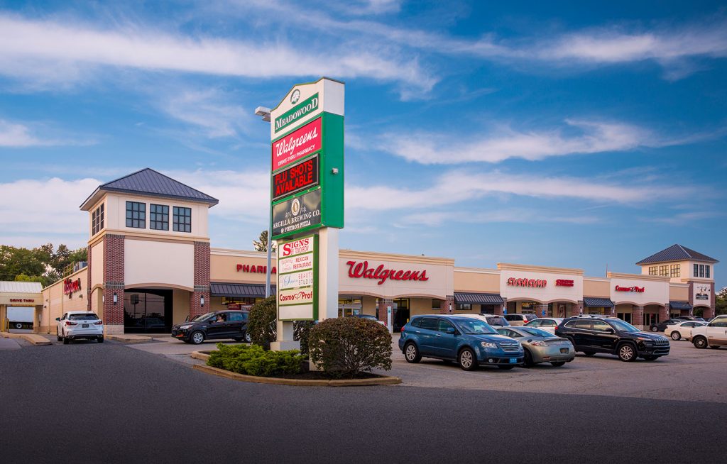 Meadowood Shopping Center