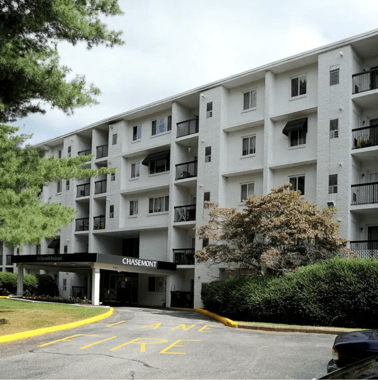 Chasemont Apartments